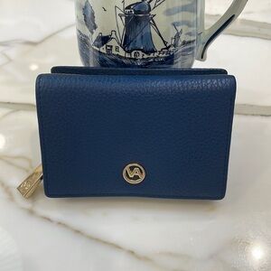 Valentina Navy Pebbled Leather Wallet—Beautiful! Zip Side & Snap—Roomy—NWT-Italy
